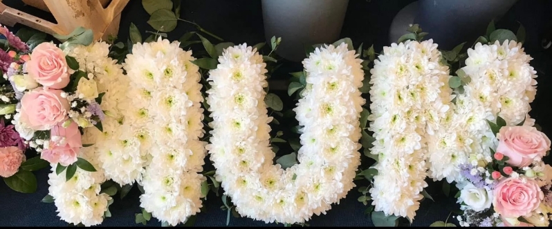 White Based Letters (Greenery Edge)